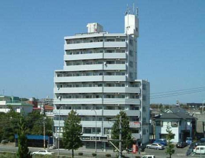 ヒカリビルの外観