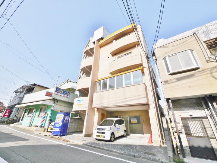 マンション葉山自由ヶ丘の外観