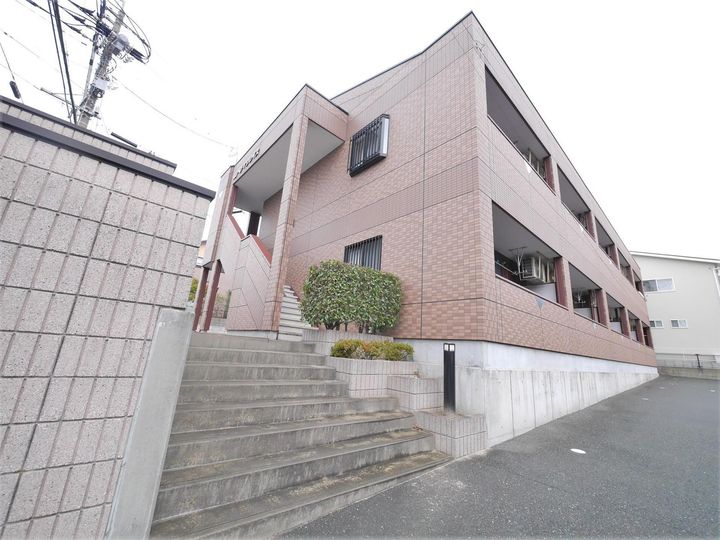 ベティプレイスの外観