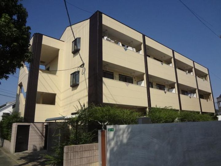 プライムガーデンの外観