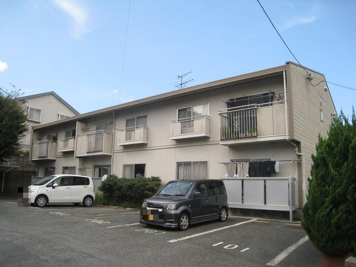 パレス星和町の外観