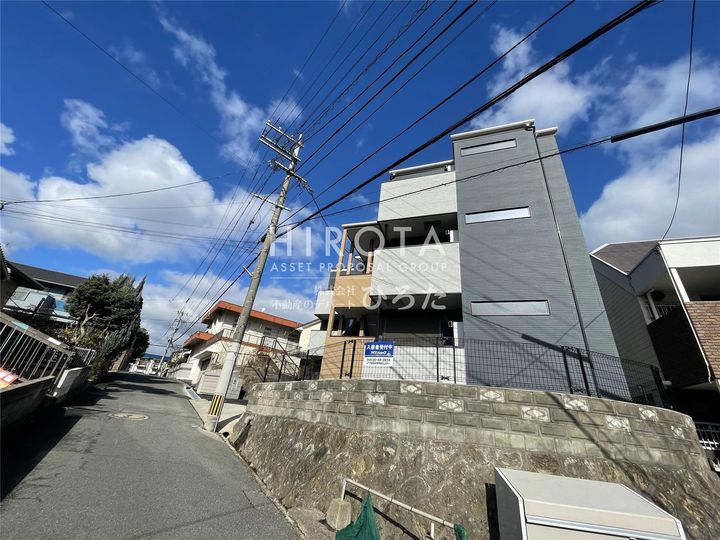 クレシア折尾の外観