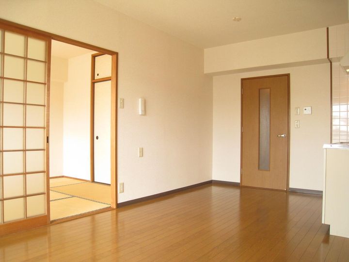 サンローゼ本城東の内装