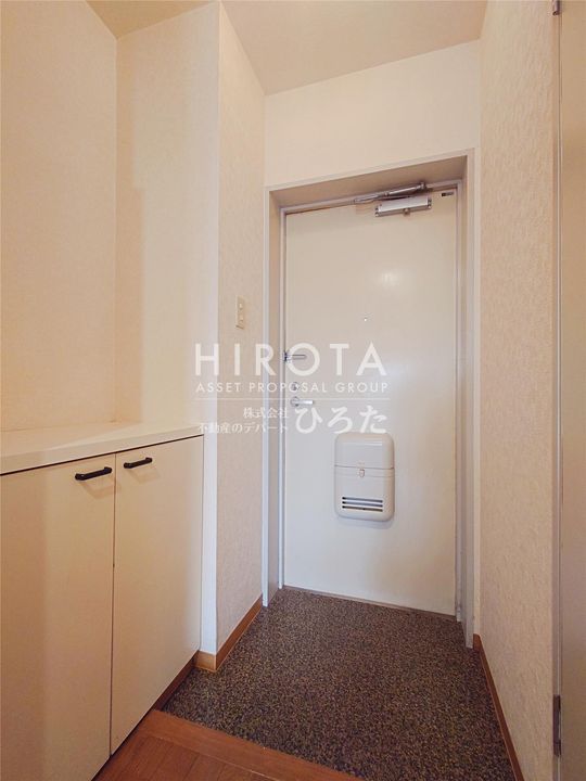 エクセレント藤の玄関