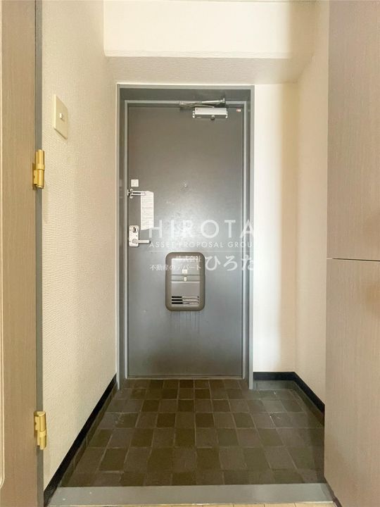 アリビオ折尾の玄関