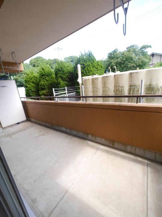 やすよしビルの内装