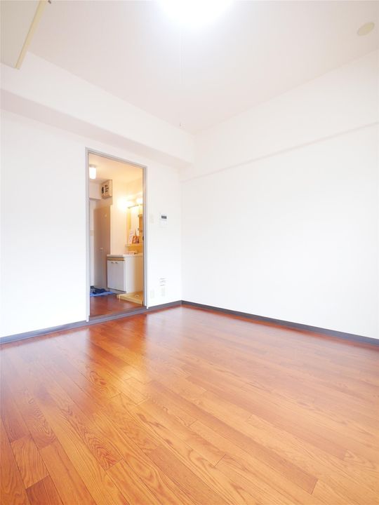 オリエンタル折尾駅の内装