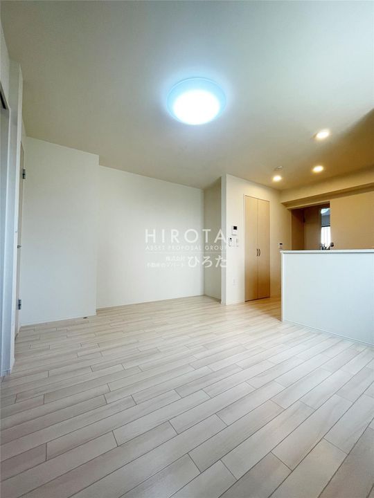 リバーサイドコート 御開の内装