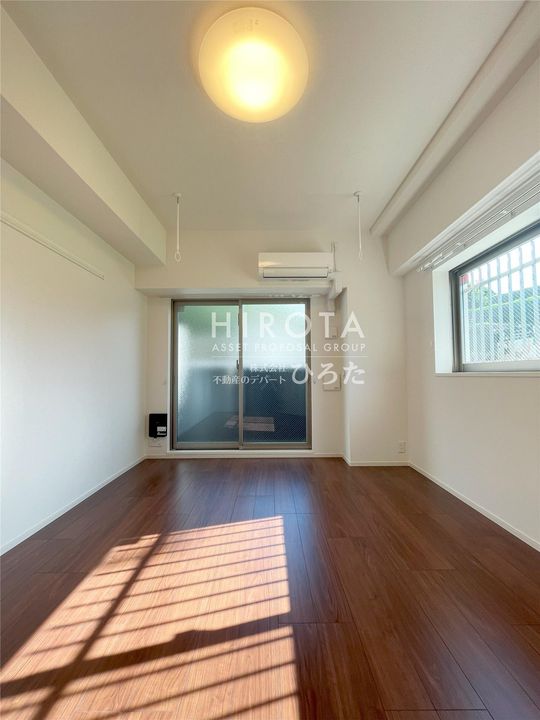 サンスタームーンモナの内装