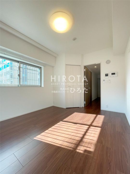 サンスタームーンモナの内装