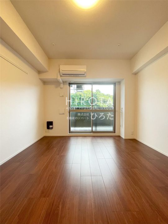 サンスタームーンモナの内装