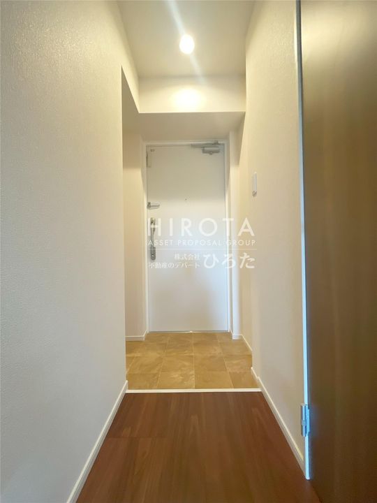 サンスタームーンモナの玄関