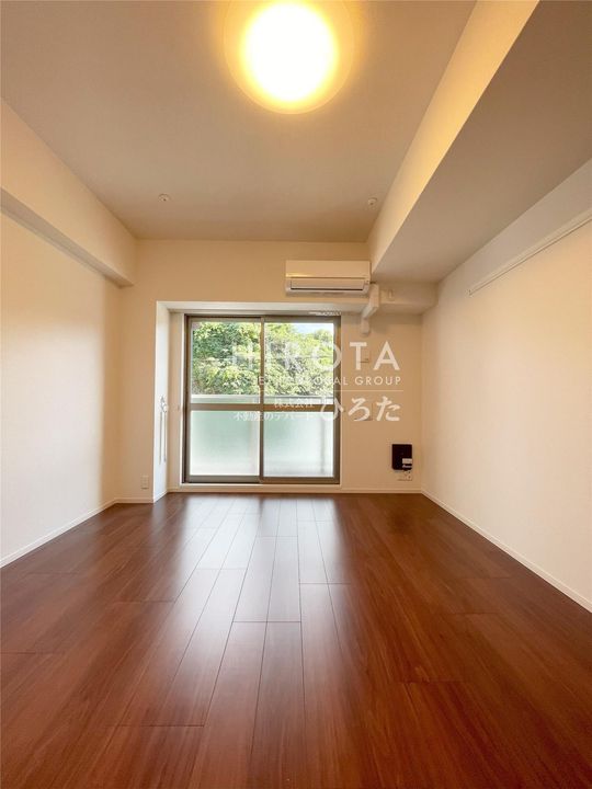 サンスタームーンモナの内装