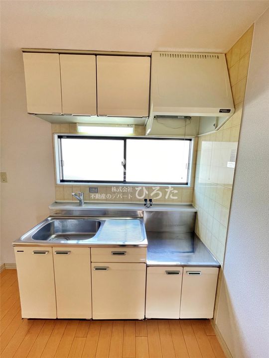 アーバン十字路A棟のキッチン