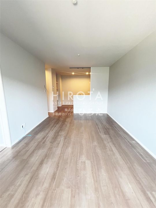 ラグナ・セカGarage03 A棟の内装