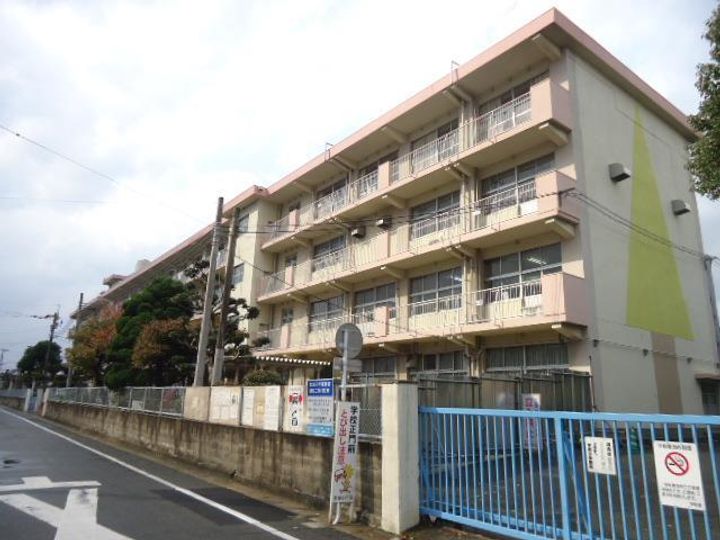 サンローゼ本城の周辺