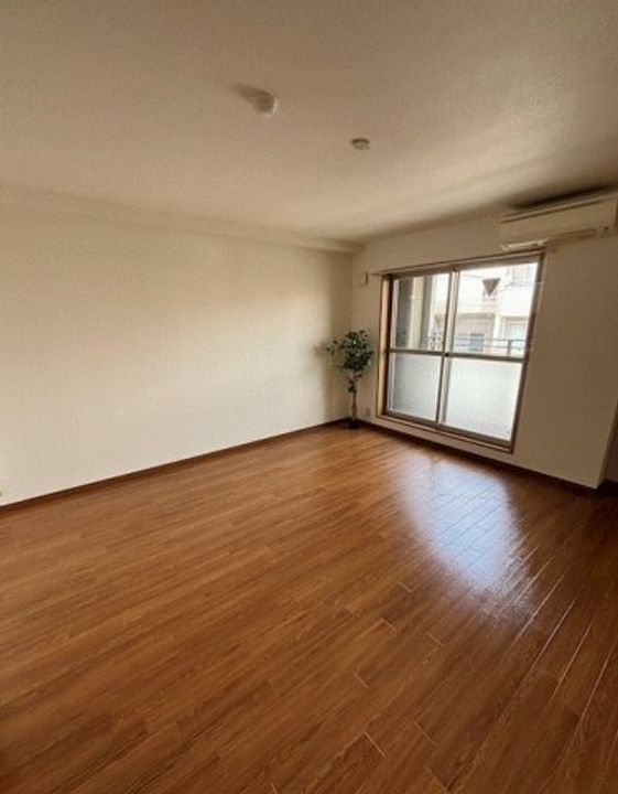 エターナル高辻401の内装