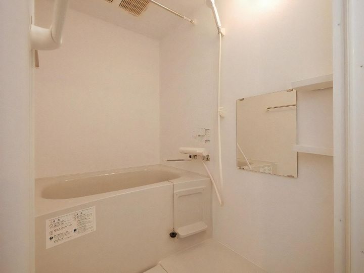 プルメリア栄通の風呂