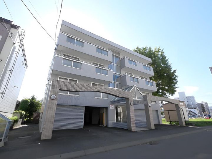 シャルムあをき平岸の外観