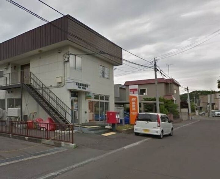 ルナ・ヒルズの周辺