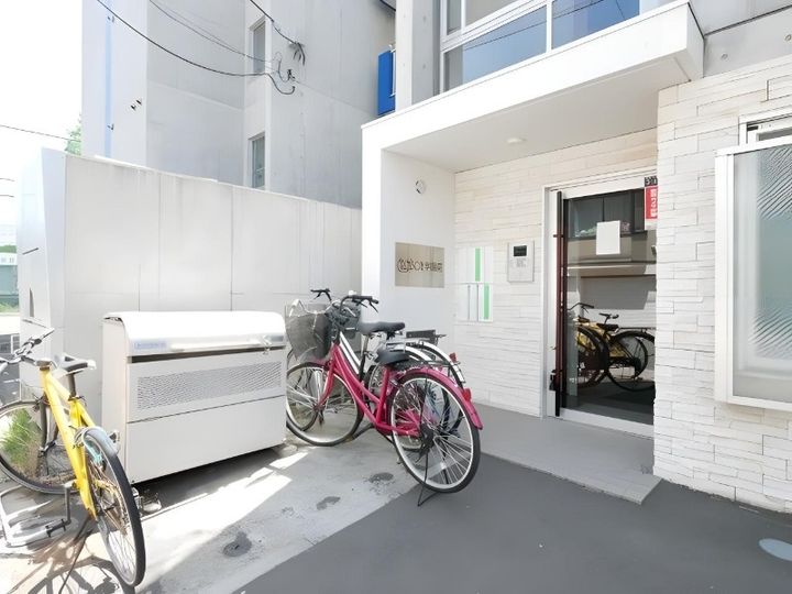 クリムゾン学園前のその他画像