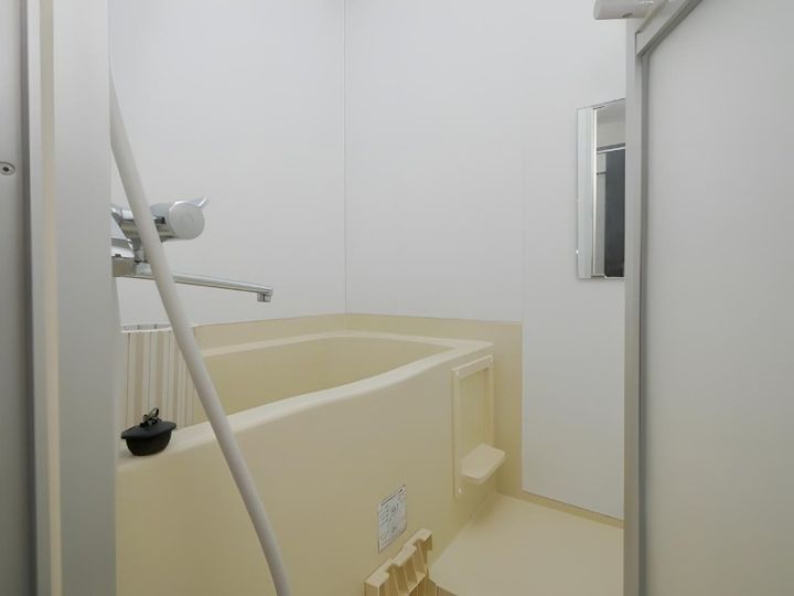 エ・アロール菊水305の風呂