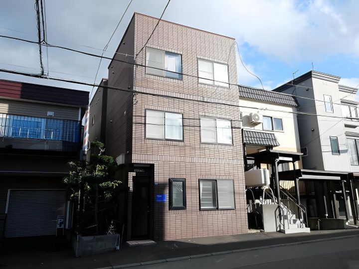 シャネル平岸302の外観