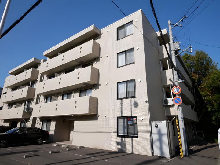 パレスニーノ美園A棟の外観