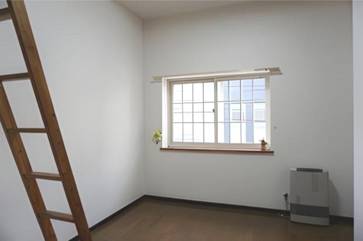 メモリー8・12202の内装