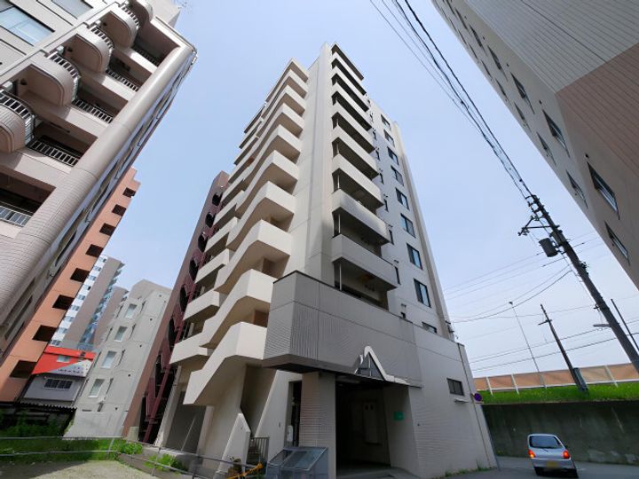 アルトゥパークマンション405の外観