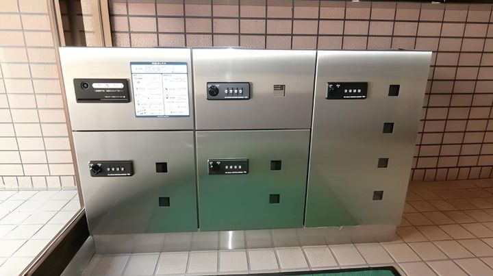 リゾルテ白石202の玄関