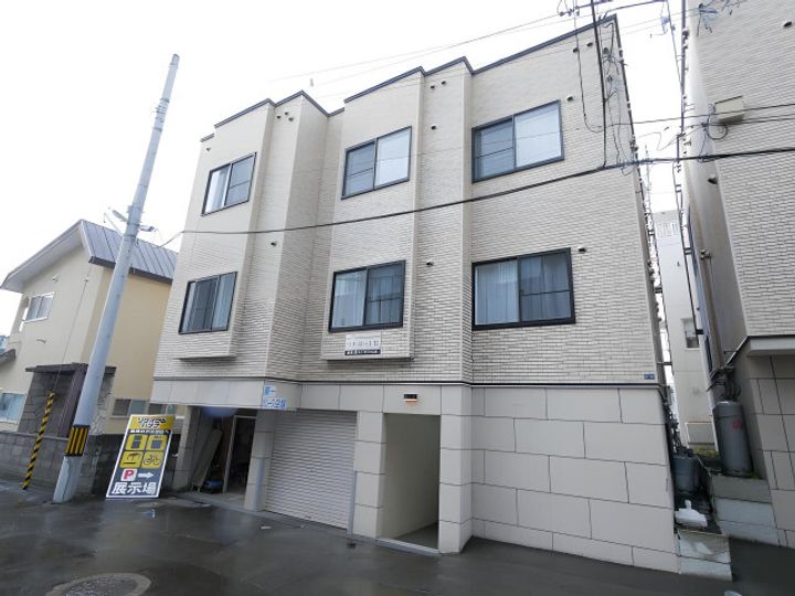 リナコートB205の外観