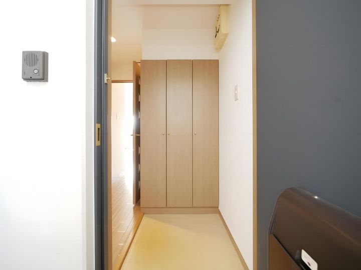 ティアラ月寒中央1003の玄関