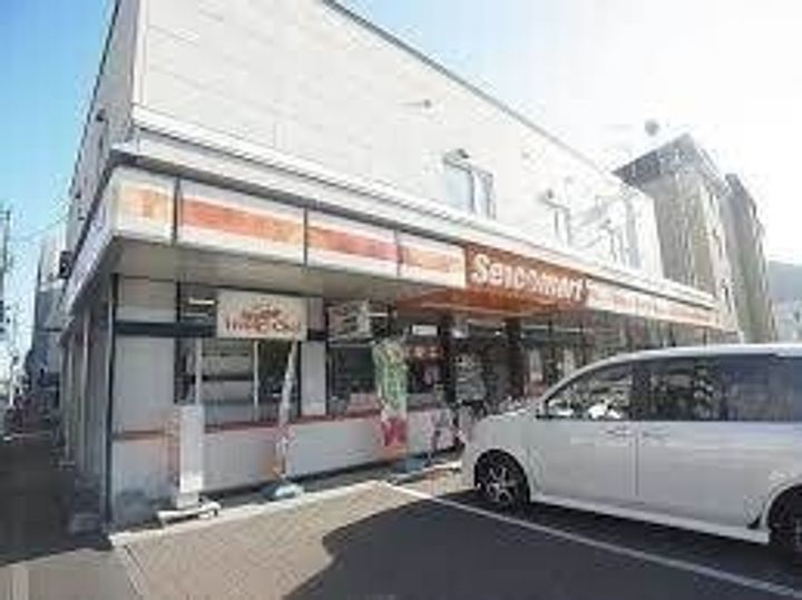 OMレジデンス山鼻206の周辺