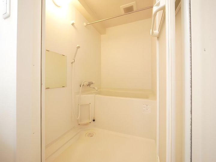 アヴェニュ近美前の風呂