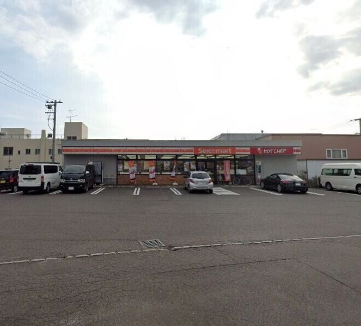 アマンプリの周辺