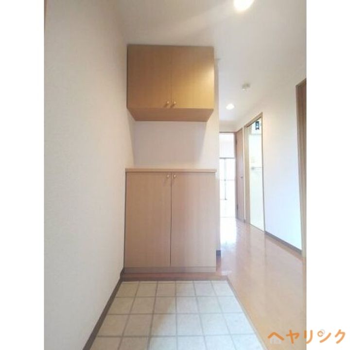 シャルマン高社の玄関