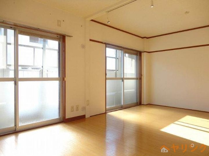 ブルーデル東一社101の内装