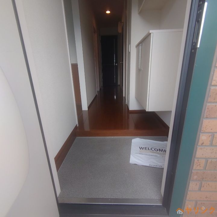 パストラーレの玄関