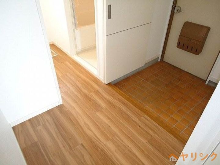 グリーンハイツ名東の玄関