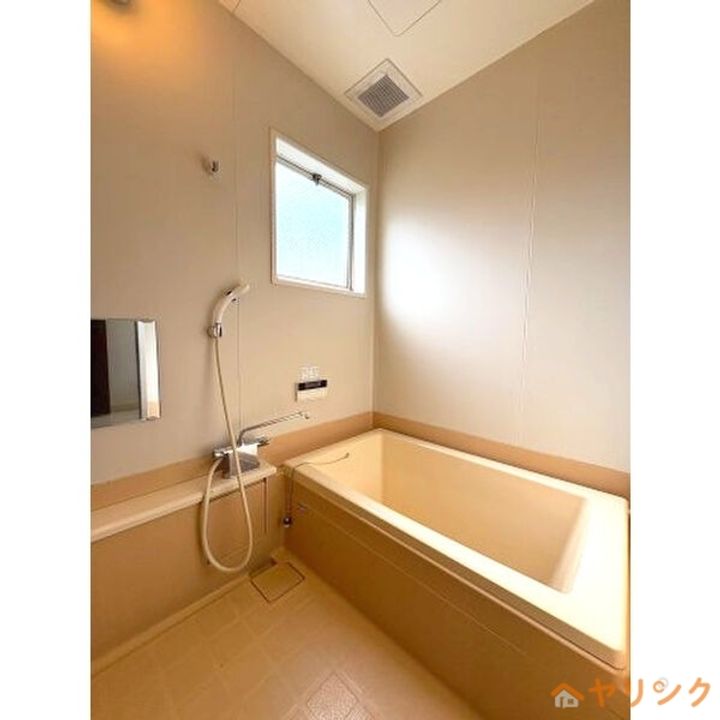 メゾネット勢子坊の風呂