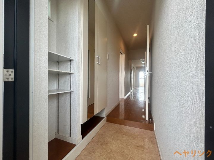 香月マンション40Aの玄関