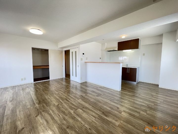 第2ブルーサンテ横地の内装