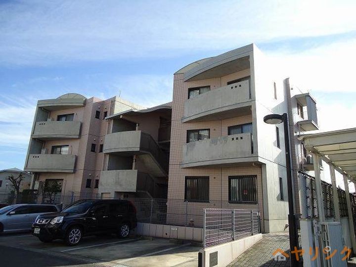 クリーン佐治の外観