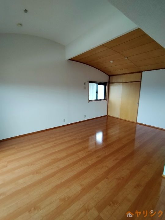 クリーン佐治の内装