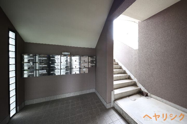 リバーサイド司の玄関