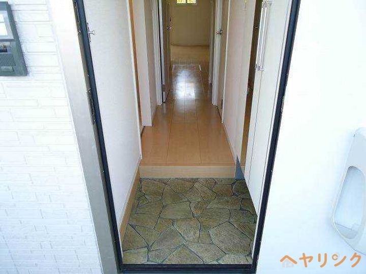長久手ハイツ Bの玄関
