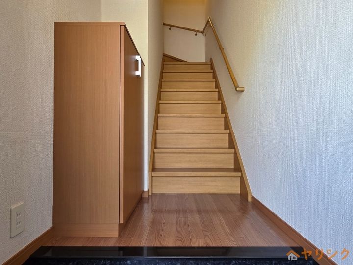 コーポ加藤の玄関