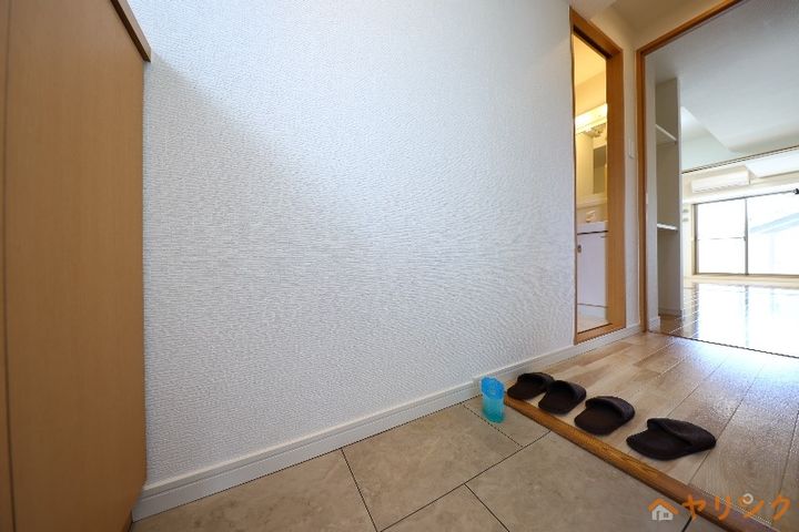 S-FORT守山301の玄関