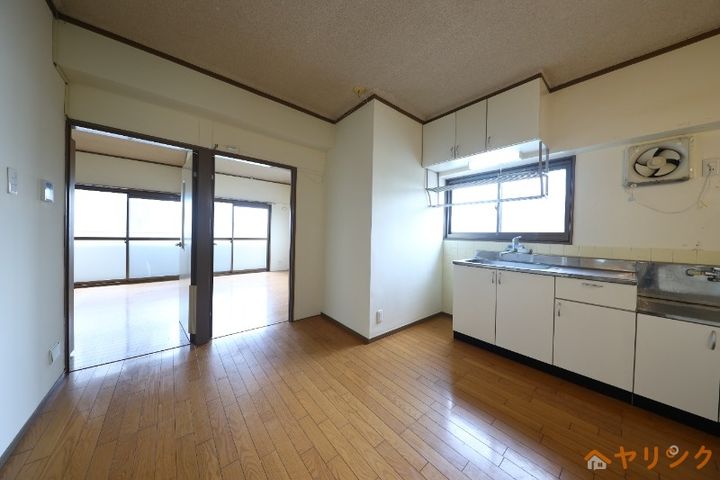 榊原ビルの内装